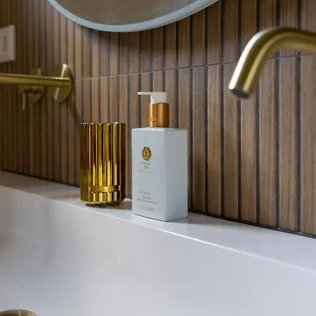 Luxury Bed & Wellness With Sauna And Jacuzzi Casa de Férias