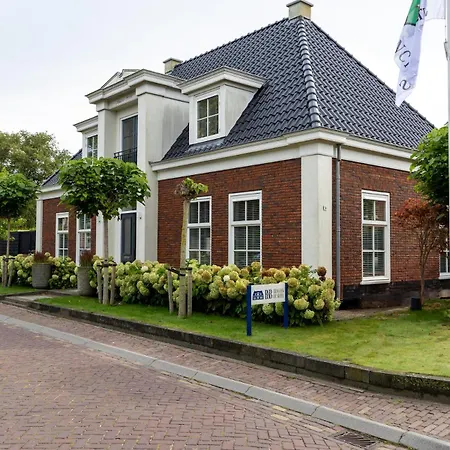 Luxury Bed & Wellness With Sauna And Jacuzzi * Sint Pancras